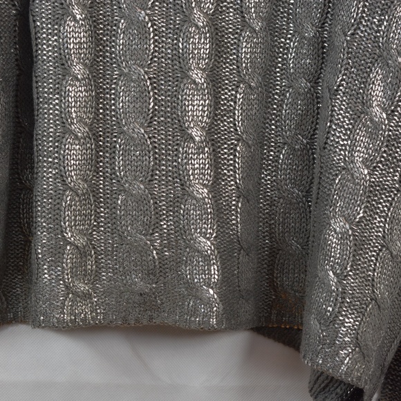 Moon & Madison Foil Silver Cable Knit Sweater NWT SZ L - Picture 6 of 13